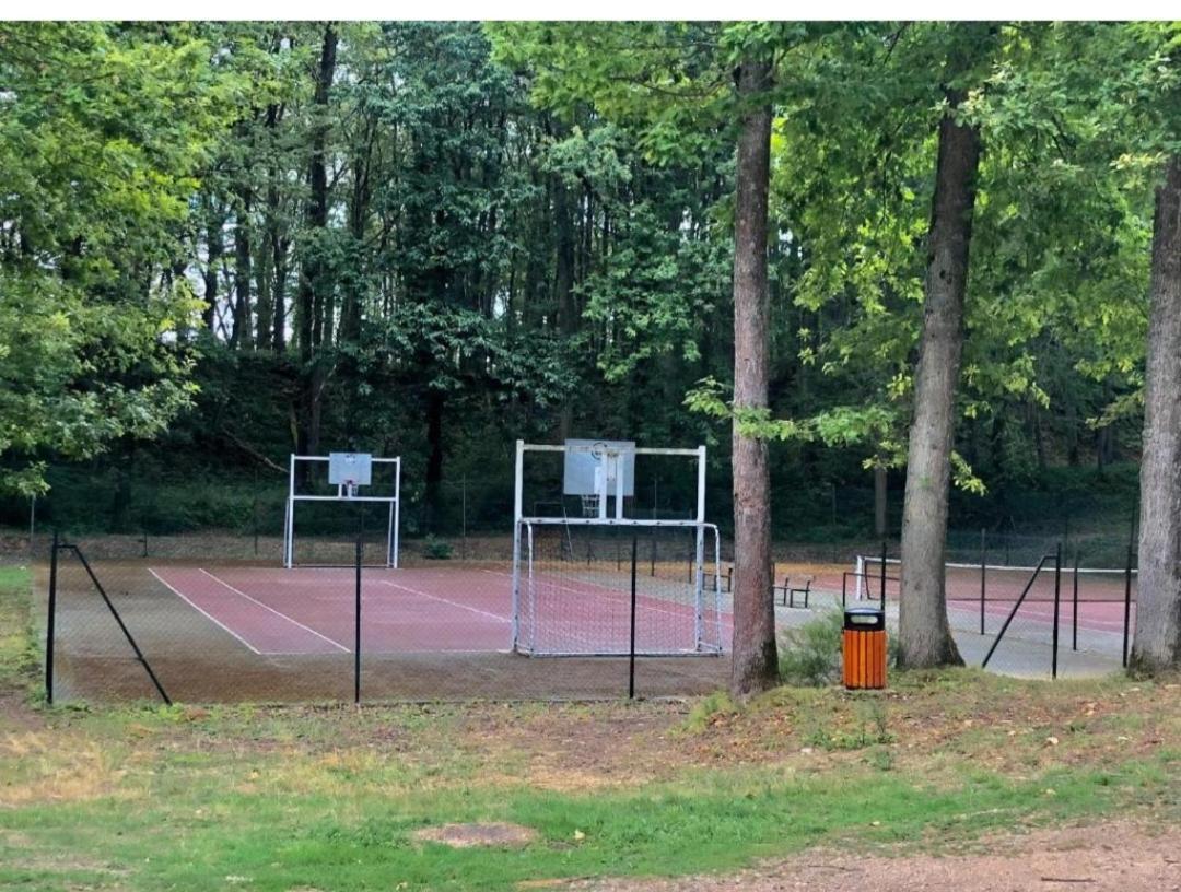 Saint-Chéron Location Mobil-Home Le Parc Des Roches מראה חיצוני תמונה